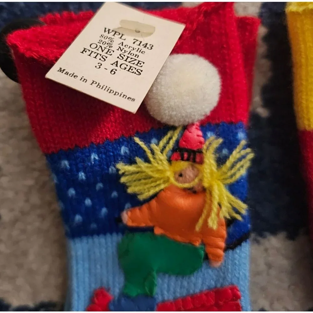 Handcrafted Harlequin Designs Knit Socks For Ages 3-6 80% Acrylic & 20% Nylon Co